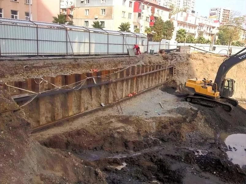 Batumi — Pirosmani 3B — photo 2
