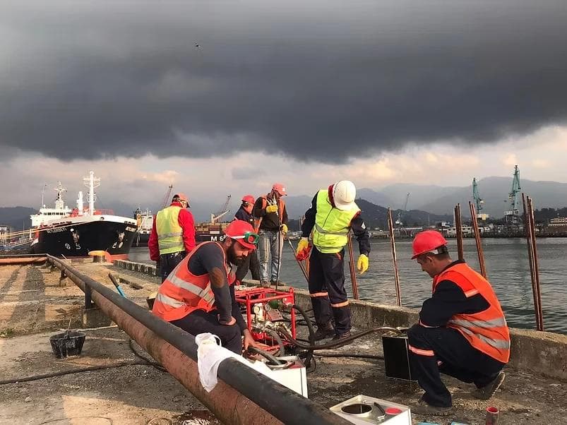 Batumi Port — Underwater Welding — photo 1